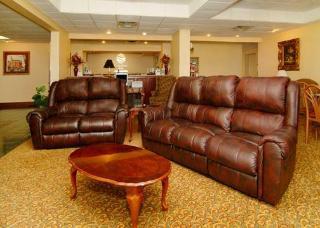 Baymont By Wyndham Hotel Fayetteville